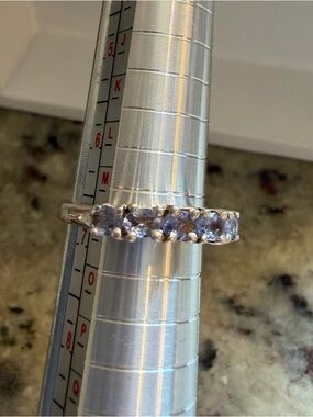 925 Sterling Silver Tanzanite Band Ring Size 6.5–7